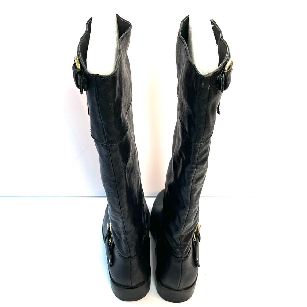 BLACK RIDING BOOTS WITH GOLD BUCKLE DETAIL - Picture 4 of 11